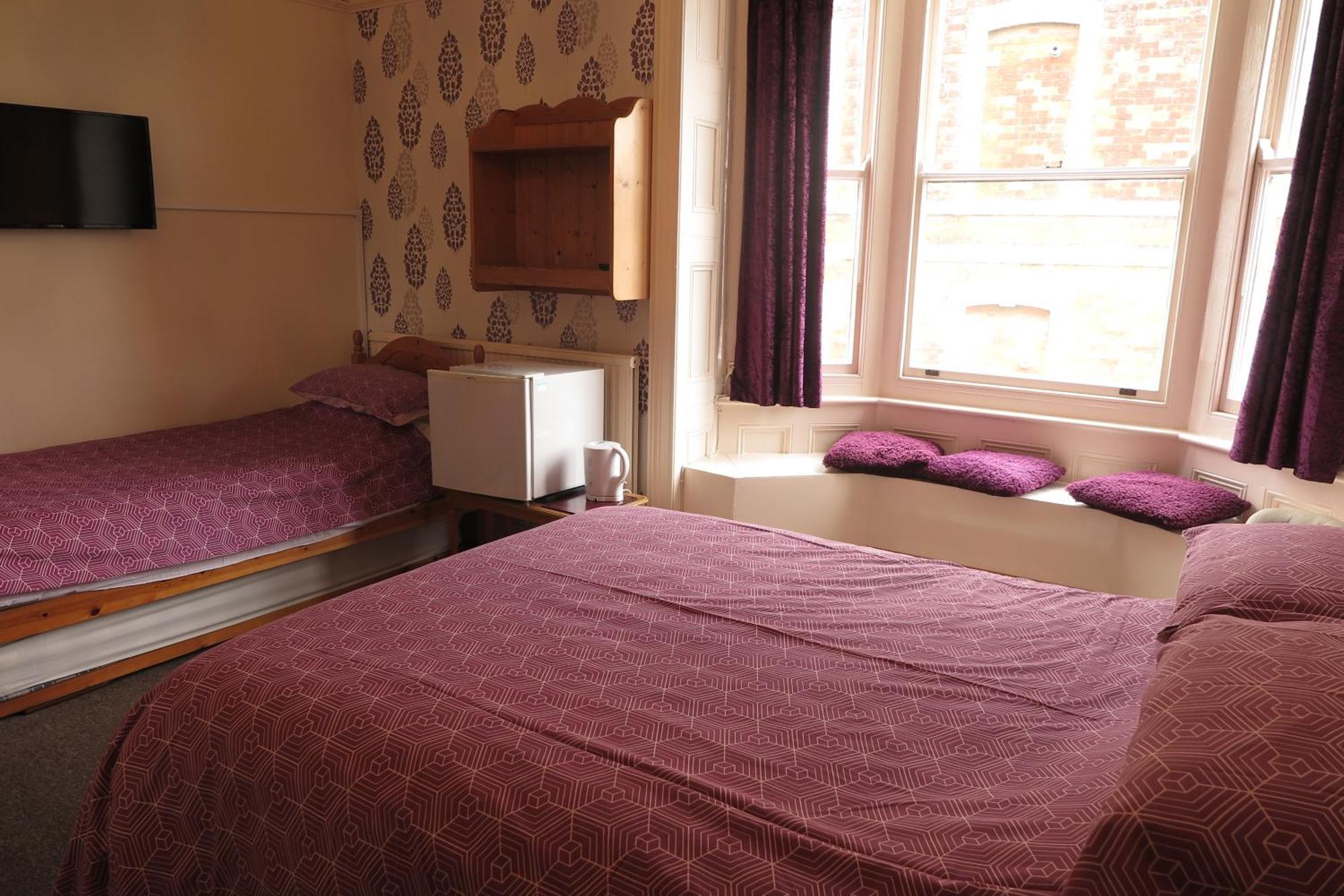 Boaters Guesthouse Weymouth Szoba fotó